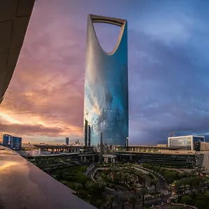 فندق فورسيزونز, الرياض